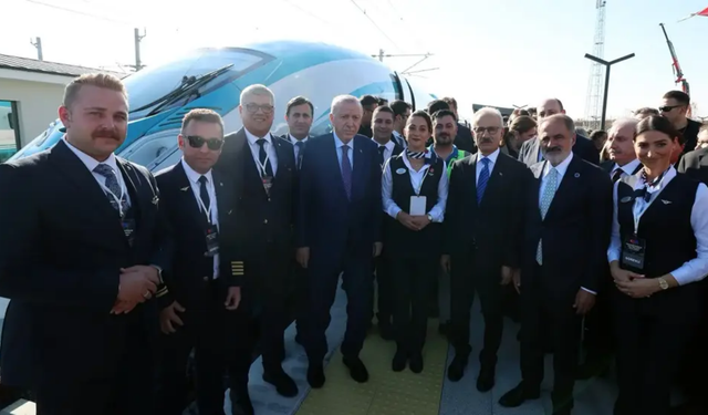 Türkiye’nin Avrupa’ya açılan hızlı tren hattında seferler başladı