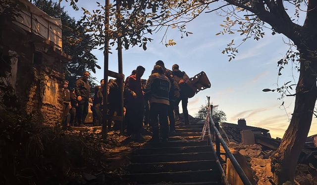 Zonguldak'ta çöken binadan acı haber geldi: Bir kişi hayatını kaybetti