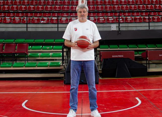 Karşıyaka'da Beşok dönemi sona erdi