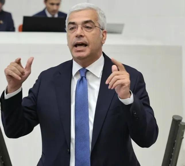 CHP’li Uzun’dan vakıflar tepkisi: Göreceğiz bakalım; millet mi yaman, bey mi yaman!