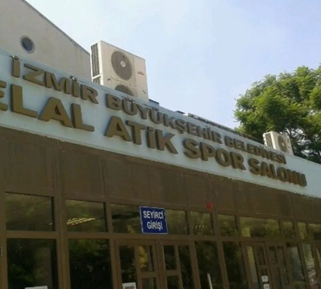 İzmir Celal Atik Spor Salonu’nda hangi kurslar var, ESHOT ile nasıl gidilir?