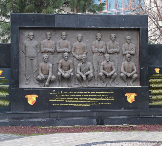 Göztepe Anıtı vandalist saldırı sonrası yenilendi, eski görkemine kavuştu