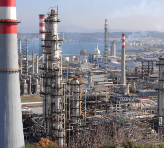 TÜPRAŞ Aliağa Rafinerisi’ne depolama tankları ve deniz altı boru hattı için imar değişikliği onayı