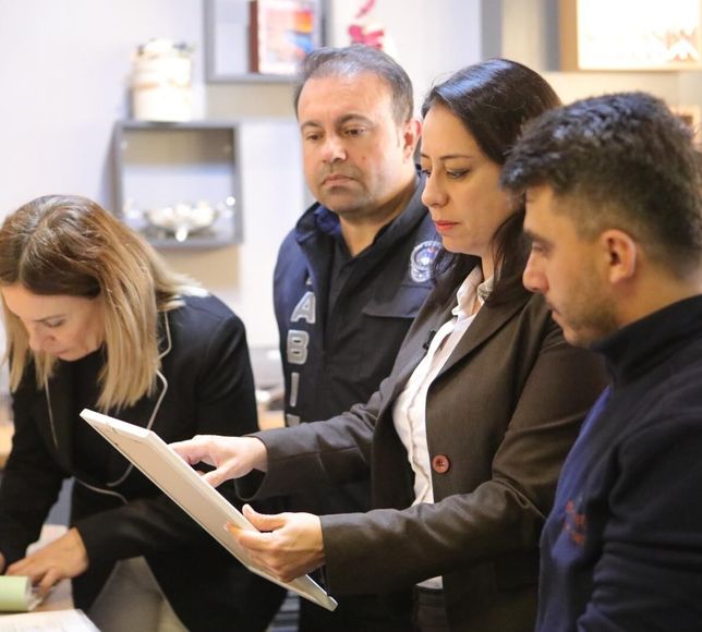 Bayraklı Belediyesi'nden bayram öncesi sıkı denetim