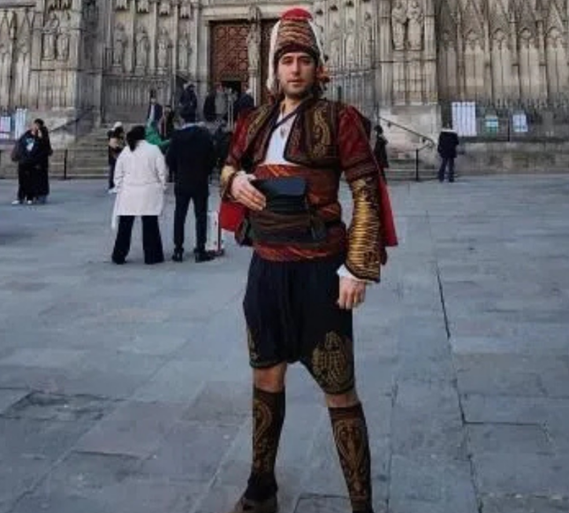 İzmir’den Avrupa’ya zeybek çıkarması!