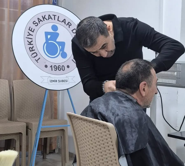 Türkiye Sakatlar Derneği İzmir Şubesi Başkanı’ndan bayram öncesi anlamlı dayanışma