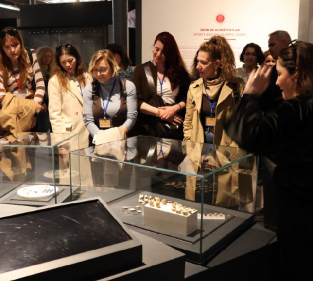 İzmir’de Öğretmen Akademileri yeni dönemde de sürüyor