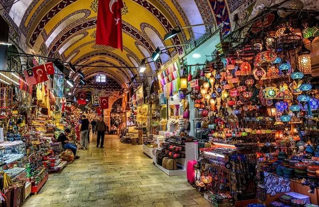 Konak Belediyesi’nden Kemeraltı’nda festival şöleni!