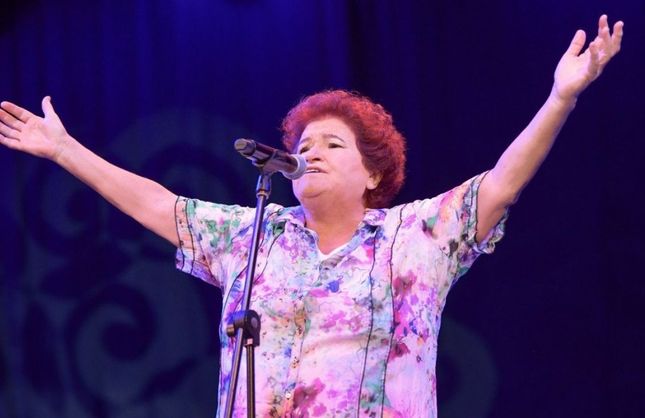 Bornova’da Cumhuriyet coşkusu: Selda Bağcan İzmirlilerle buluşacak