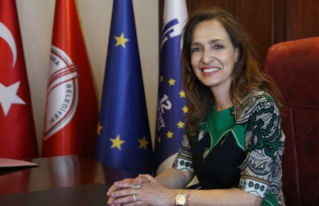 Karşıyaka’da “Eşitlik Zirvesi”: Kadınların güçlü katılımıyla ortak akıl çalıştayı