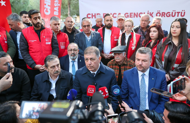 Buca Meslek Fabrikası için nöbet tuttu