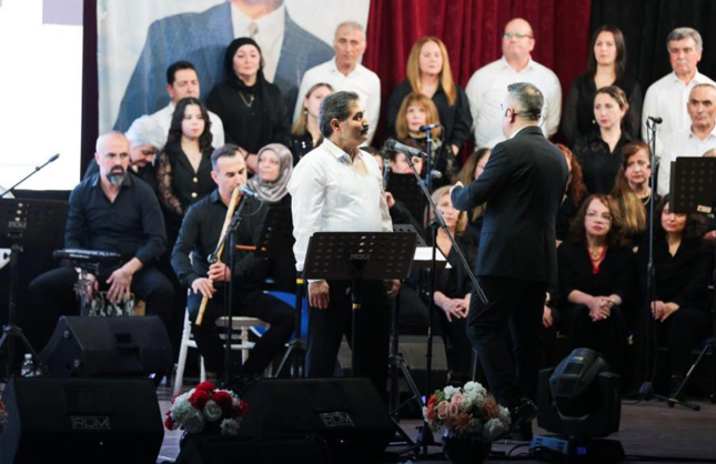 Aşık Veysel türküleri Aliağa'da yankılandı