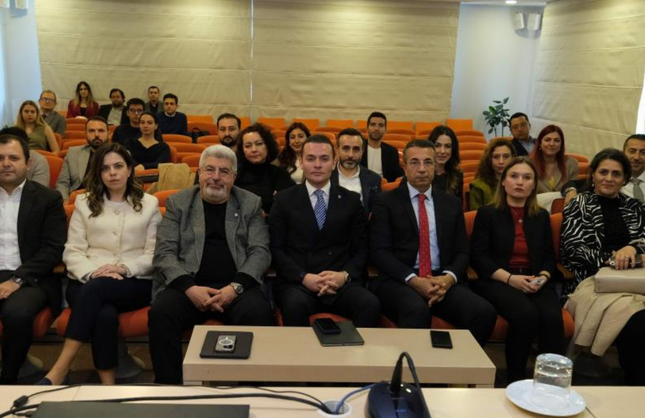 EGİAD, iş dünyasında döngüsel ekonomi ve sürdürülebilirliği masaya yatırdı