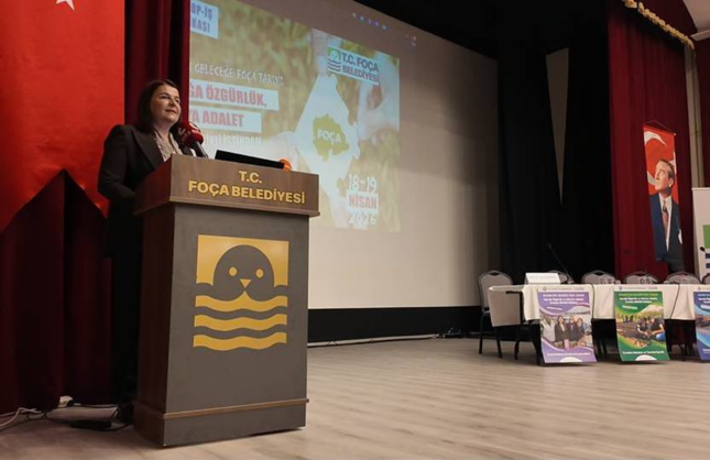 Gelenekten Geleceğe Tarım Foça'da masaya yatırıldı