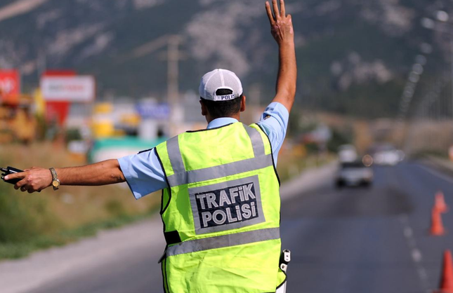 İzmirde trafik düzenlemesi sonrası ihlallerde düşüş