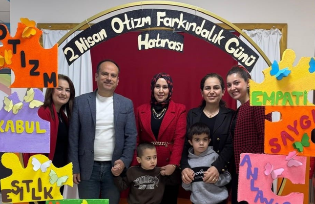Ödemiş’te otizm farkındalık gününde sevgi ve kapsayıcılık öne çıktı