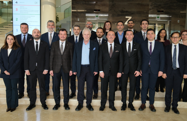 İzmir’de Genç İş dünyası buluştu: Ortak akıl ve dönüşüm vurgusu