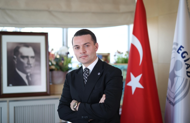EGİAD Başkanı Kaan Özhelvacı: 23 Nisan, geleceğe duyulan inancın en güçlü ifadesidir