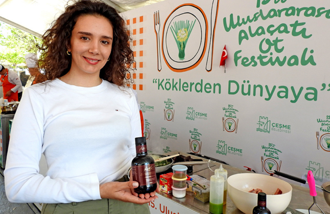 Alaçatı’da genç girişimciden yerel üretime destek