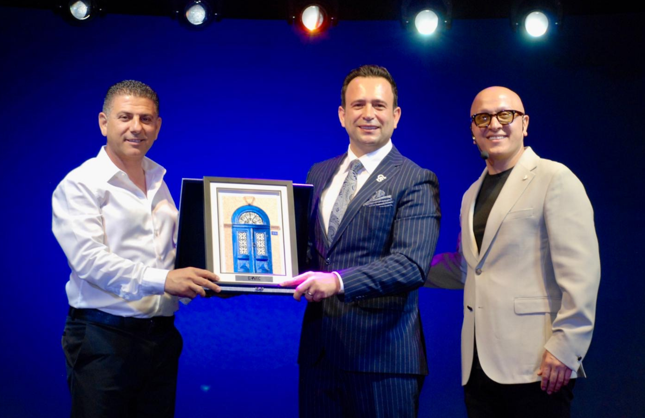 İzmir iş dünyası Yeni Cabaret’te buluştu: Kıbrıs yatırımları masadaydı