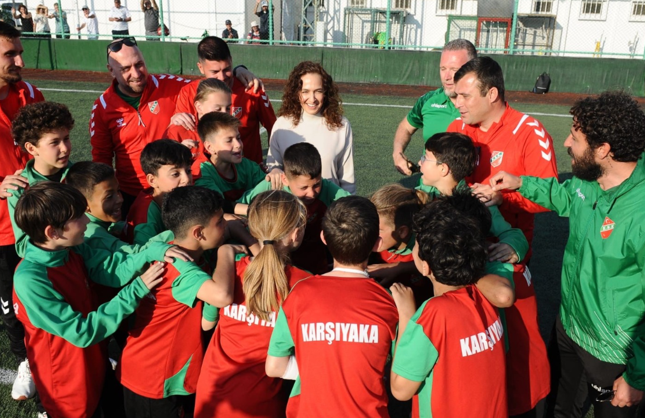 Karşıyaka’da 23 Nisan coşkusu sporla kutlanacak