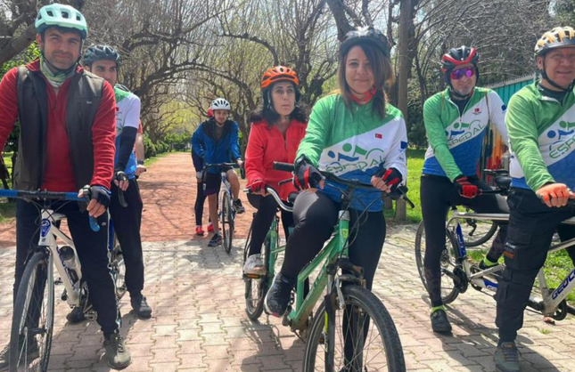 İzmir’de pedallar eşitlik için dönüyor