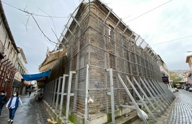 İzmir'in tarihi sabun fabrikası için düğmeye basıldı