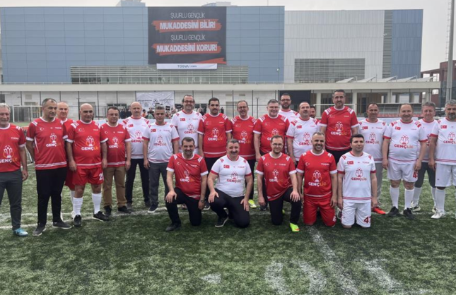 TÜGVA İzmir liseler arası 'Gençlig' futbol turnuvası heyecanı başladı