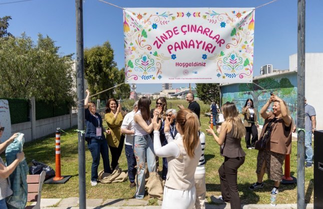 Karşıyaka’da kuşakları buluşturan sağlıklı yaşam etkinliği