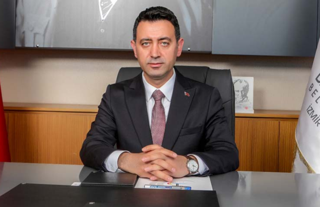 Bayraklı Belediyesi’nden öğrencilere ücretsiz eğitim desteği