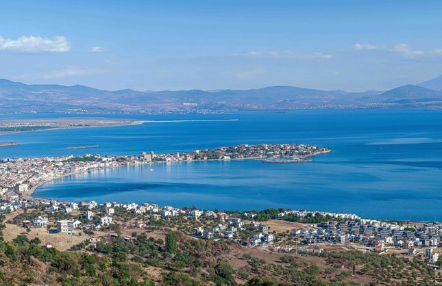 Folkart’tan Dikili’de yeni yatırım hamlesi: Tapu teslimleri başladı