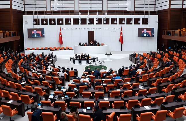 Çerçeve yasa teklifine İzmir'den hangi milletvekilleri destek verdi?