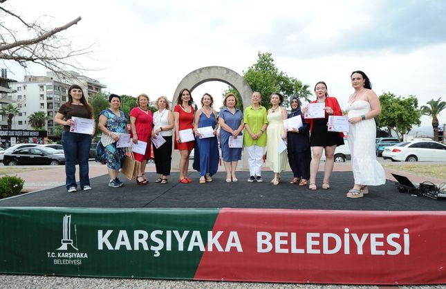 Karşıyaka’da kadın emeği şenliği! 850 kursiyerin eserleri büyük beğeni topladı