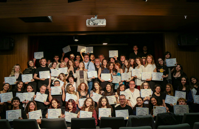 Folkart Academy’de mezuniyet heyecanı yaşandı