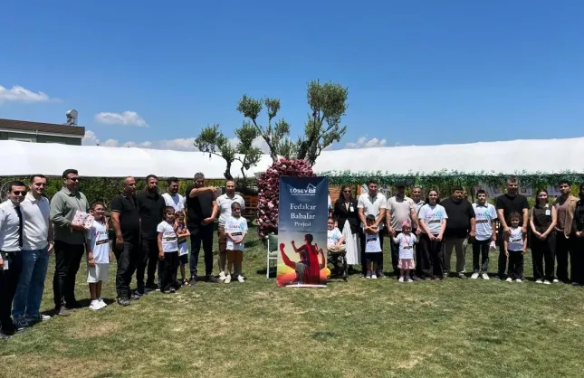 LÖSEV’in fedakâr babaları Kültürpark’ta Babalar Günü’nü kutladı