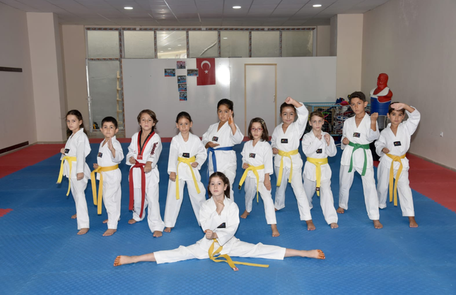 Seferihisar’da Yaz Spor Okulları başlıyor: Çocuklar sporla dolu bir yaz geçirecek