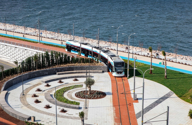 İzmir’de tramvay hattında arıza: Seferlerde geçici düzenleme yapıldı