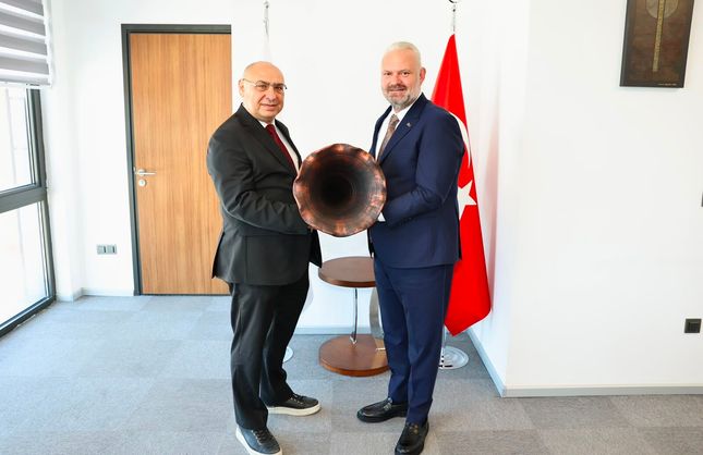 Menemen’e doğalgaz müjdesi: Mahallelerde altyapı süreci hızlanıyor