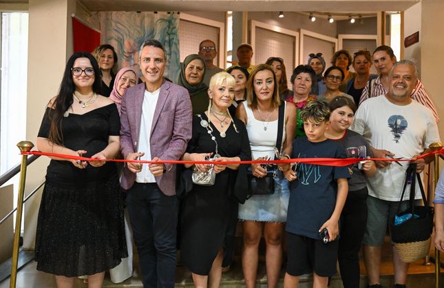 Bornova’da “Biz” sergisi: Köseoğlu Kardeşlerden ortak sanat yolculuğu