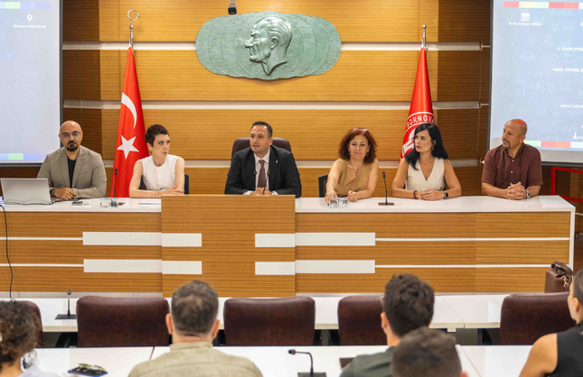 Bornova'da geleceğe yeşil dönüşüm: "Yeşil Yakalı" dönemi başladı