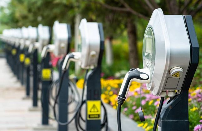 Konak'ta elektrikli araç şarj istasyonları için ihale! 4 noktada kurulacak