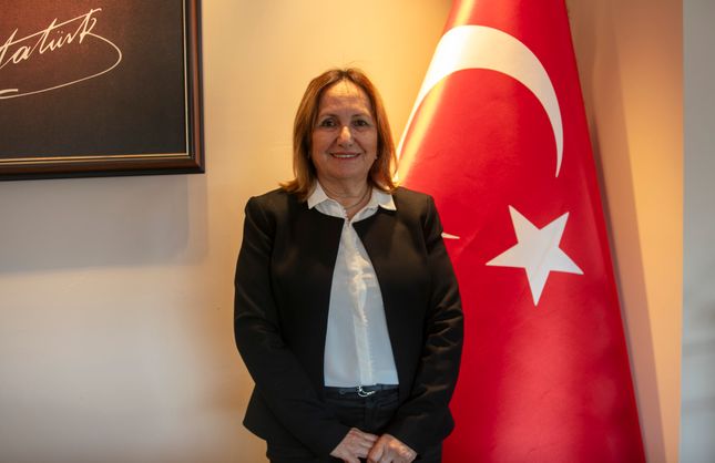 Güzelbahçe'de yeni siyasi süreç: Ayşe Akın kararını basın toplantısıyla açıklayacak