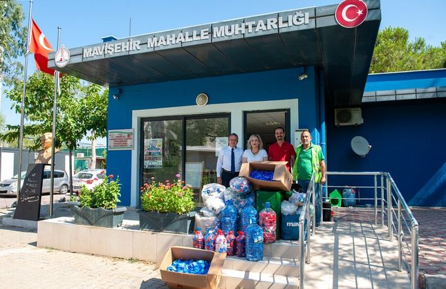 Karşıyaka'da 'Mavi Kapak' kampanyasına muhtarlardan 550 kilogramlık destek