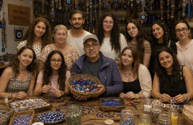Erasmus+ projesi Foça’da gençleri buluşturdu: Geleneksel zanaatlar uluslararası projeyle yaşatılıyor