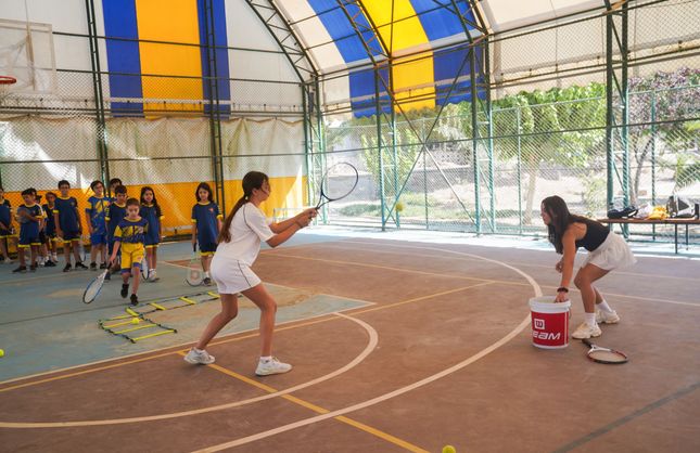 Seferihisar’da Yaz Spor Okulları 600 çocuğu sporla buluşturuyor