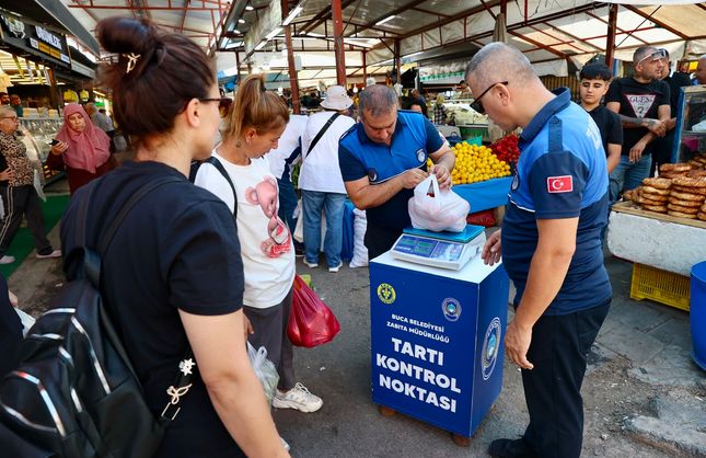 Buca pazarlarında güvenli alışveriş dönemi: Tartı kontrol noktaları devrede