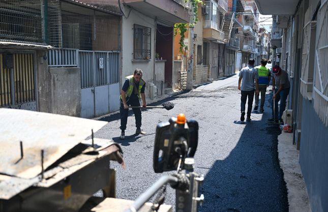 Başkan Eşki sözünü tuttu: Çamdibi’nde asfalt çalışmaları hızlandı