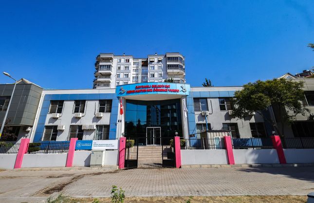 Bayraklı Belediyesi Nene Hatun Kız Öğrenci Yurdu yeni döneme hazır