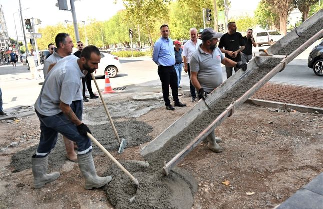 Bornova'nın ana damarı Mustafa Kemal Caddesi'nde ikinci etap çalışmaları hızlı başladı