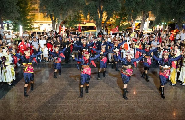 Buca’da 30 Ağustos coşkusu doruğa çıktı